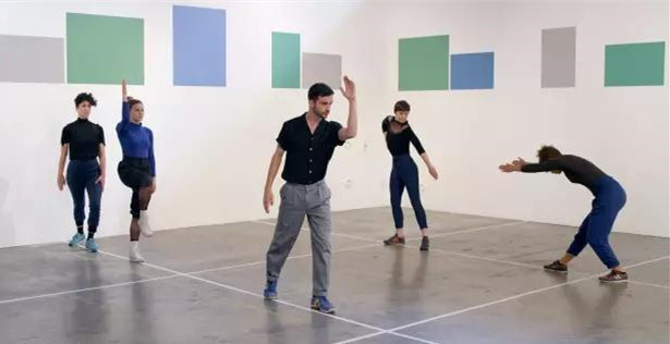 2014朱利安·佩维厄 《下一步是什么？》.jpg